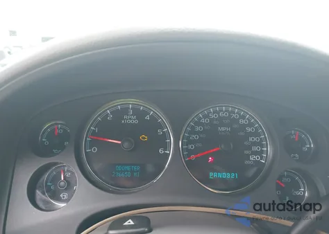 2008 Chevrolet Suburban 1500 Lt from USA, damaged, VIN 3GNFK16378G166641